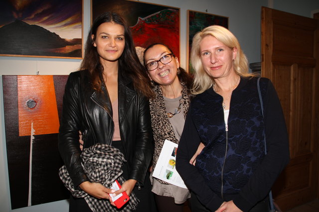 Ekaterina Skidanenko, Alfia Weingartner, Nataly Isaeva.