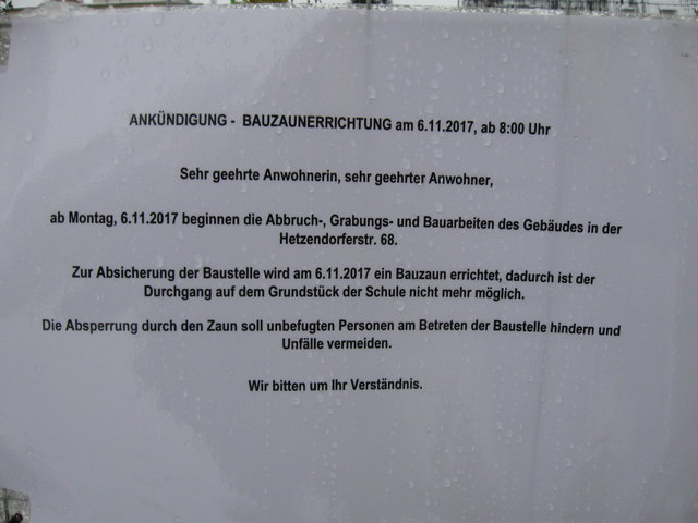 Am Zaun auch weitere Infos