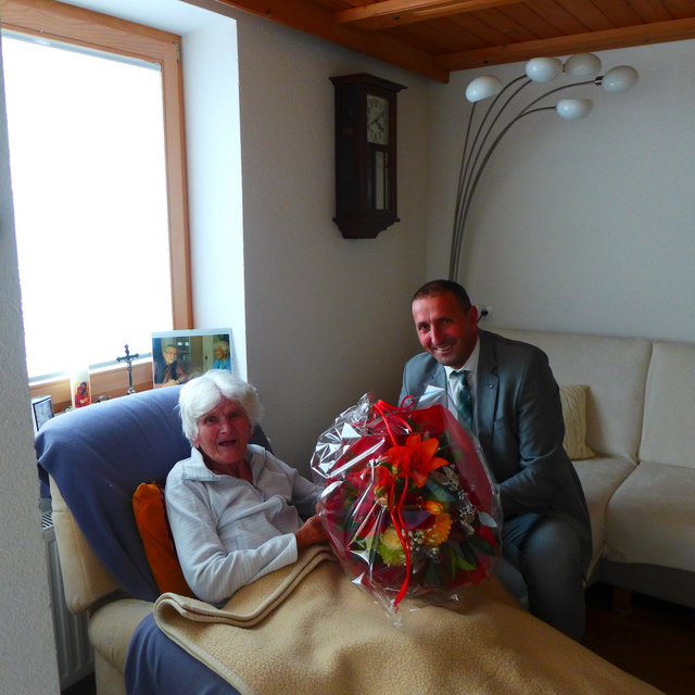 Die Julbilarin Anna Giradelli mit Bgm. Peter Moritz. | Foto: privat