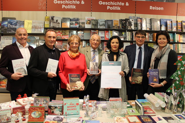Eröffnung im eo zum Jubiläum: Caroline und Gunter Drexler, Spartenobfrau KommR. Andrea Gottweis, MSc von der Wirtschaftskammer Burgenland, Hans und Annemarie Drexler, Landesrat Helmut Bieler, LA Bgm. Georg Rosner (v.re.) | Foto: WKO