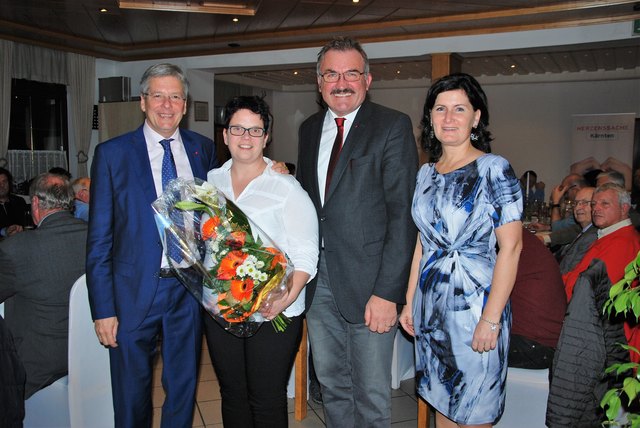 Landeshauptmann Peter Kaiser, Nicole Riepl, Landtagsabgeordneter und Bürgermeister Jakob Strauß und Maria Knauder﻿ | Foto: KK