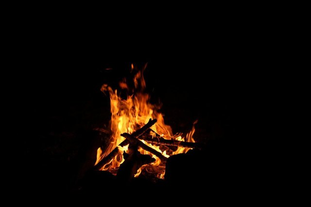 Es brennt! Am 21. Dezember in Haselbach