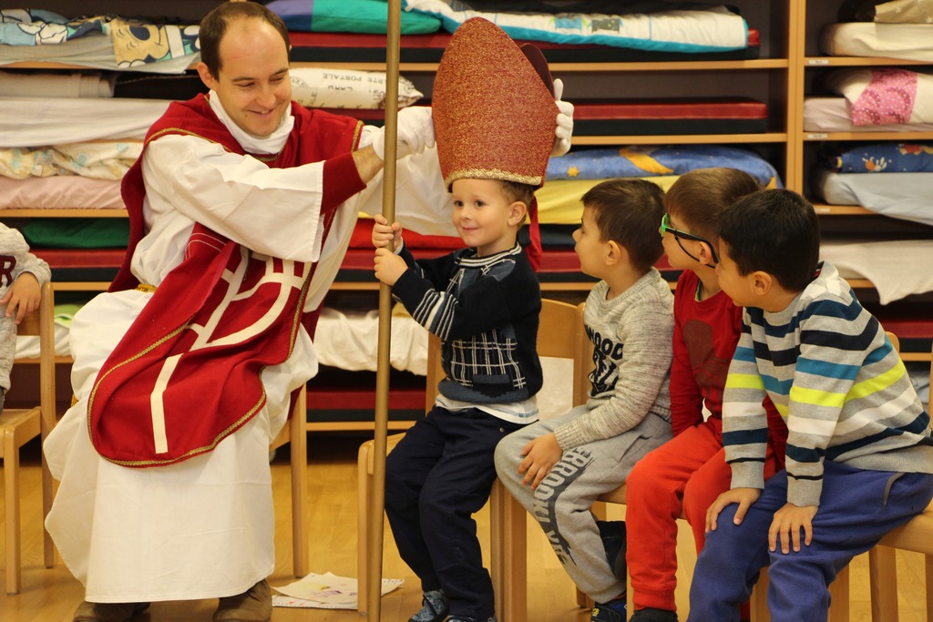 Lasst Uns Froh Und Munter Sein Am 6 Dezember Ist Nikolaustag Graz
