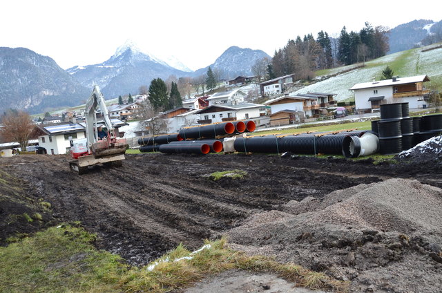 Der Bau des Oberflächenwasserkanals „Moosham“ wurde heuer begonnen und wird 2018 abgeschlossen. | Foto: Nageler