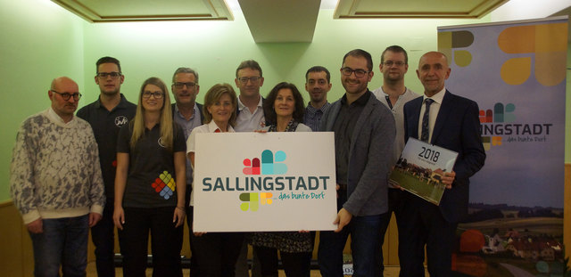 Pater Daniel Gärnter, Mathias Hipp, Tanja Neunteufl, Anton Hipp, Roswitha Schaden, Karl Poppinger, Manuela Haider, Thomas Ruß, Christopher Edelmaier, Bernhard Kaufmann, Josef Schaden (v.l.). | Foto: privat