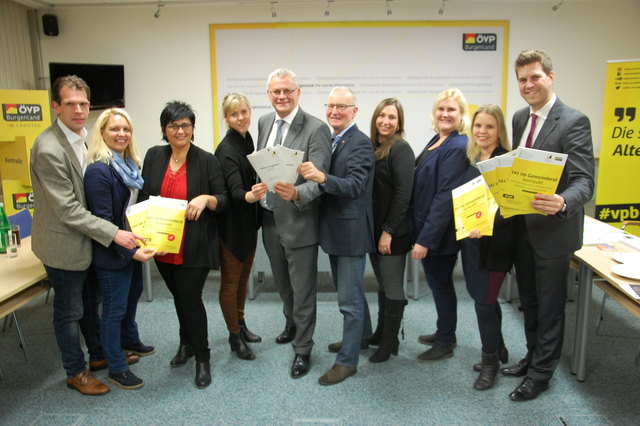 Gemeindebund LGF Stefan Bubich, Karin Lebitsch, BR Marianne Hackl, Susanne Zach, KOMMAK-Obmann Thomas Steiner, Werner Gradwohl, Eva-Maria Sebald, Eva Winkler, Carina Havlicek, ÖVP LGF Christoph Wolf