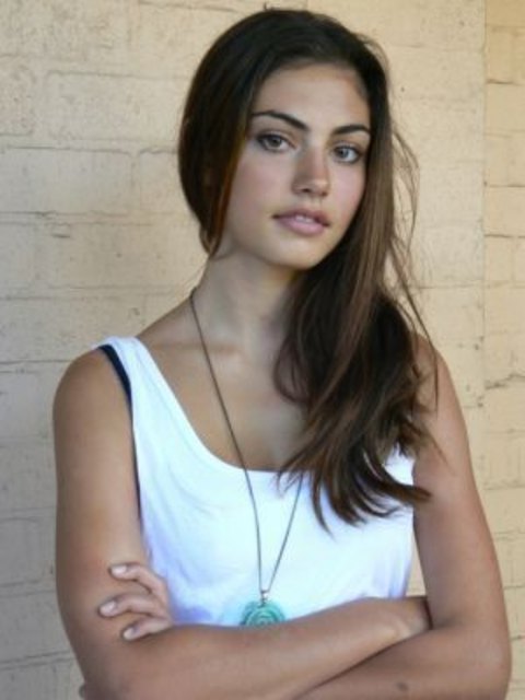 Ist Kristen Stewart eifersüchtig auf Phoebe Tonkin?
