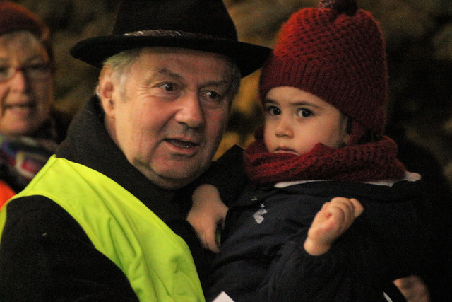 Wer fürchtet sich vor kleinen Kindern? Ziel der Helfer ist auch, Ängste abzubauen