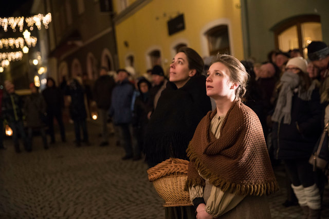 Stille Nacht, Heilige NachtAuf dem Spuren des WeihnachtsliedesHotorienspiel in Oberndorf und Laufen bei SalzburgFoto: Franz Neumayr     9.12.2017