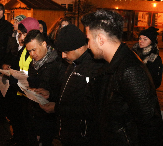 Mit fremdländischem Akzent, aber großer Begeisterung beim Singen dabei waren viele der betreuten Asylwerber.