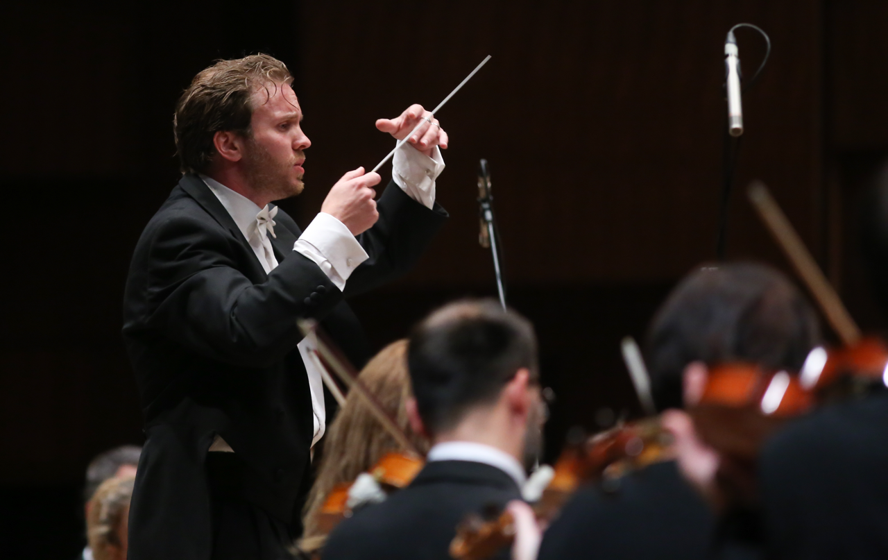 David Danzmayr und das Zagreb Philharmonic Orchestra