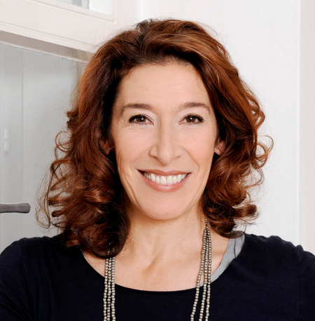 Adele Neuhauser