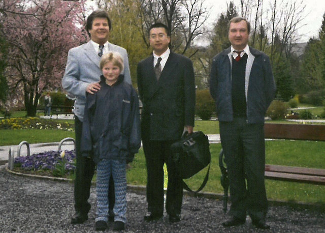 Franz und die kleine Christina Polster bei japanischen Partnern | Foto: Franz Polster