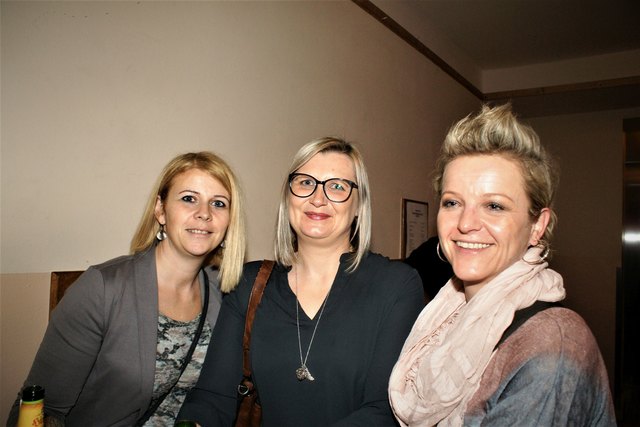 Claudia, Birgit und Silvia lauschten den Klängen