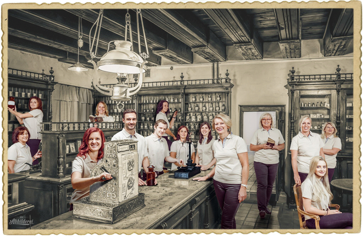 Das Team der Apotheke Krems wünscht ein frohes Fest und einen guten Rutsch.