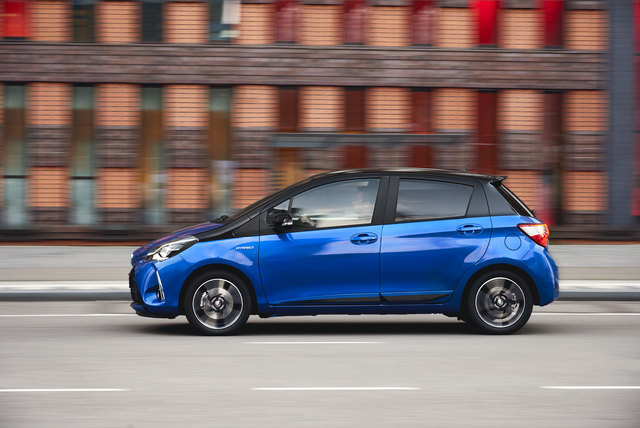 Toyota Yaris: Einstieg ab 12.490 Euro für den Ein-Liter-Benziner.