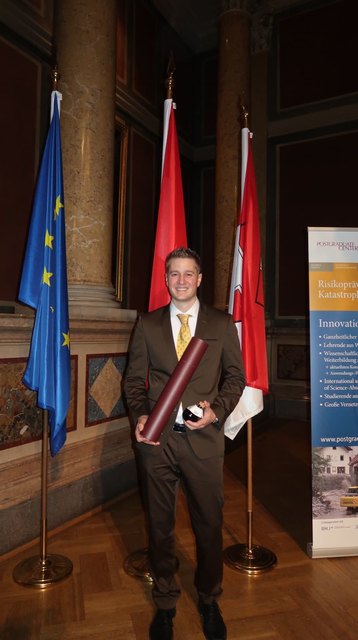 Philipp Wiatschka bei der universitären Feier.