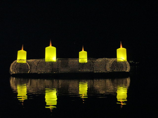 Ich wünsche Euch allen "Frohe Weihnachten"