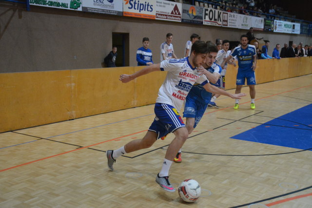 Im Finale setzte sich Oberwart in blau gegen Stegersbach durch, in dieser Szene war es umgekehrt.