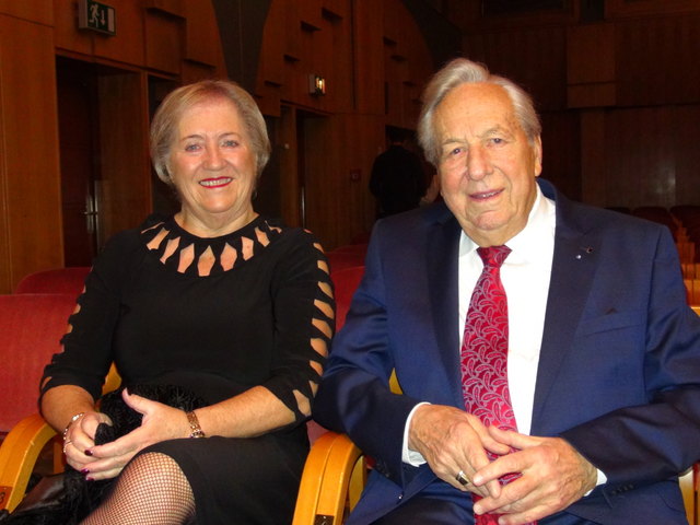 Stammgast bei Kulturveranstaltungen und gesellschaftlichen Ereignissen sind Senator KR Otto Gogl mit Gattin Roswitha.