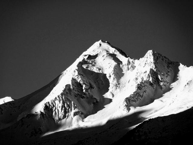 Brennerspitz 2877m oberhalb der Milderaunalm / Neustift im Stubaital http://web.deskline.net/stubaital/de/show_infrastructure/STT/0ad61062-f71e-45b2-8fe1-ebb01c2c1850/milderaunalm_1675_m