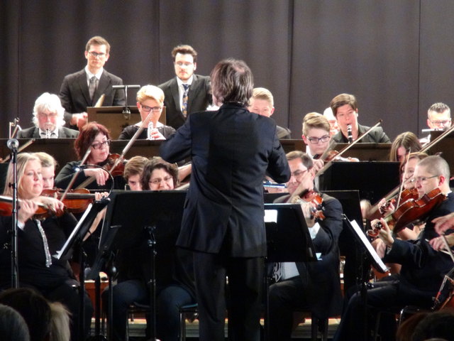 Johann Assinger dirigierte auch in Wagna das Symphonische Orchester Leibnitz.