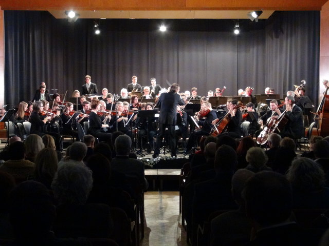 Schwungvoll geleitete das Symphonische Orchester Leibnitz das Publikum in Wagna ins neue Kulturjahr.