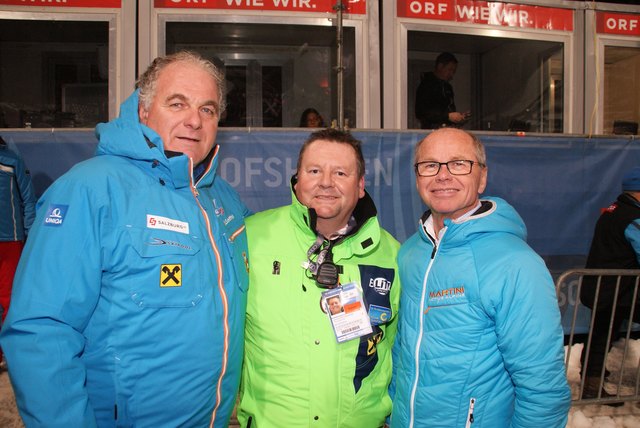 Überreichten Pokale: Bartl Gensbichler, Manfred Schützenhofer, LH-Stv. Christian Stöckl.