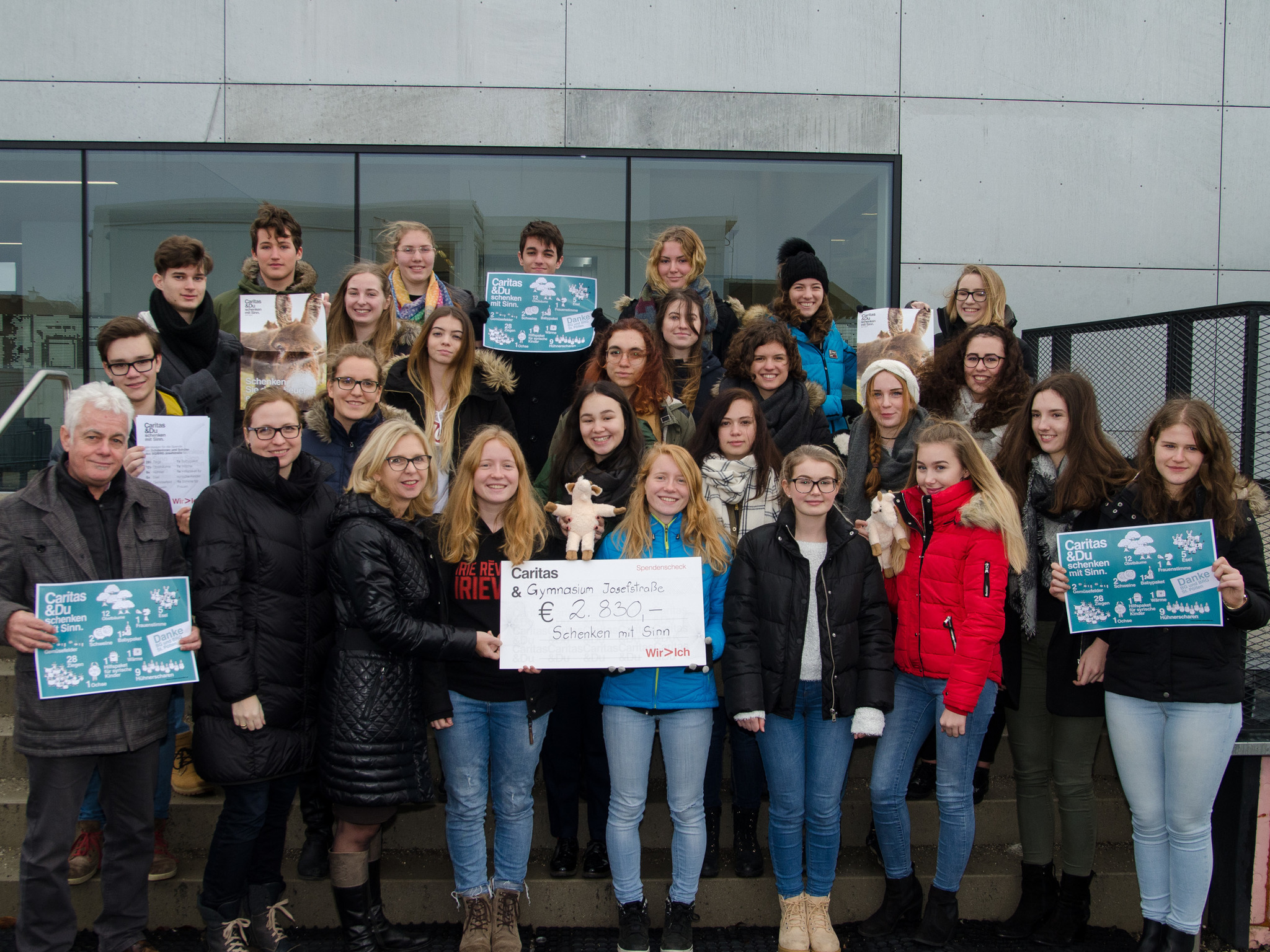 Schenken mit Sinn Großartiges Ergebnis für Gymnasium Josefstraße St