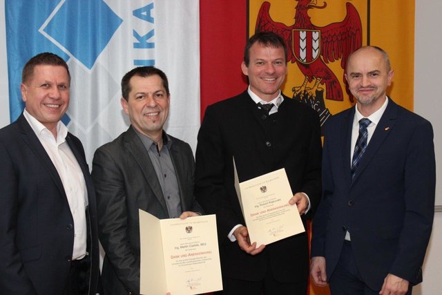 "Dank und Anerkennung" für verdiente Lehrer der Berufsschule Oberwart: BSDir. Norbert Seldte, Martin Csebits, Robert Rajkovats und BD Heinz Josef Zitz | Foto: Berufsschule Oberwart