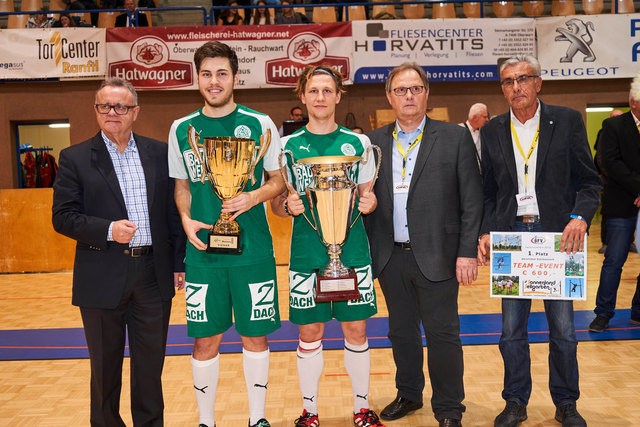 Mattersburg bekam den großen Wanderpokal, sowie einen für den Turniererfolg.