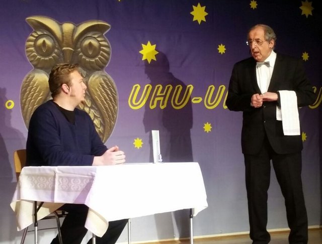 . . . . . Der Apfelstrudel . . . .