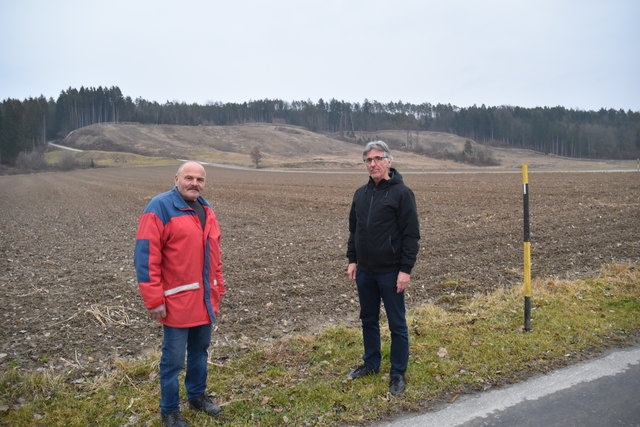 Rudersdorf und Deutsch Kaltenbrunn: Günter Gmell (links) und Manfred Huber zählen zu jenen acht S7-Anrainern, die am 24. Jänner enteignet werden sollen.