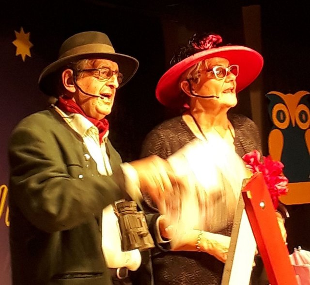 . . . . . Auf der Rennbahn . . . .