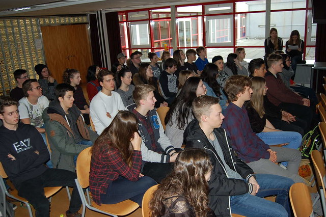 Motivierte Schülersprecher aus dem Unterland im Schulzentrum Wörgl. | Foto: Schülerunion Tirol