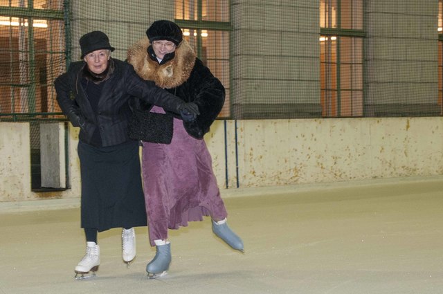 Rundtanzcorso am Wiener Eislaufverein