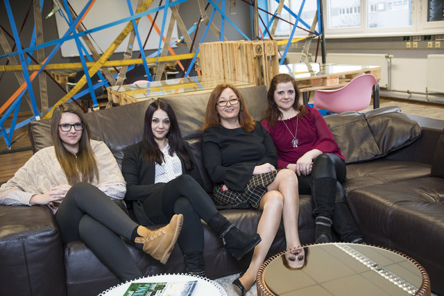 Das Viermäderlhaus von Sentup (Sarah Ruckenstuhl, Elma Camdzic, Heike Sommer und Astrid Zöhrer) fühlt sich in Werndorf sichtlich wohl. | Foto: Prontolux