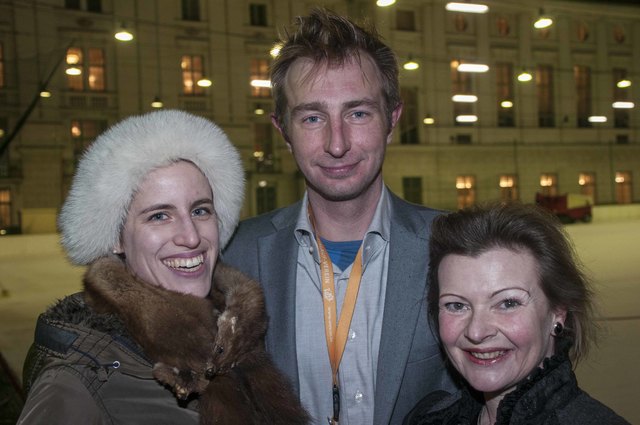 Rundtanzcorso am Wiener Eislaufverein