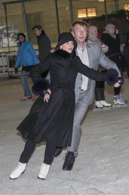 Rundtanzcorso am Wiener Eislaufverein