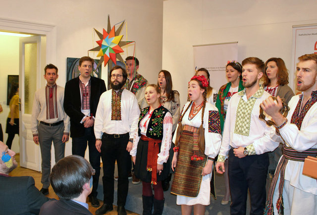 Chor der Ukrainischen St. Barbara-Kirche