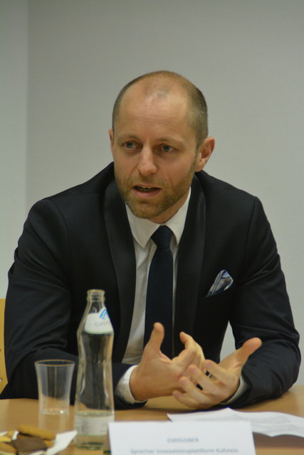 "Die Digitalisierung wird Jobs kosten, wir müssen früh genug fit machen!"