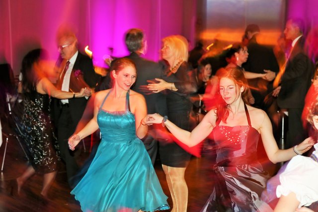 Gut besucht: das Tanzparkett im Frank-Stronach-Saal. | Foto: K. LAGLER