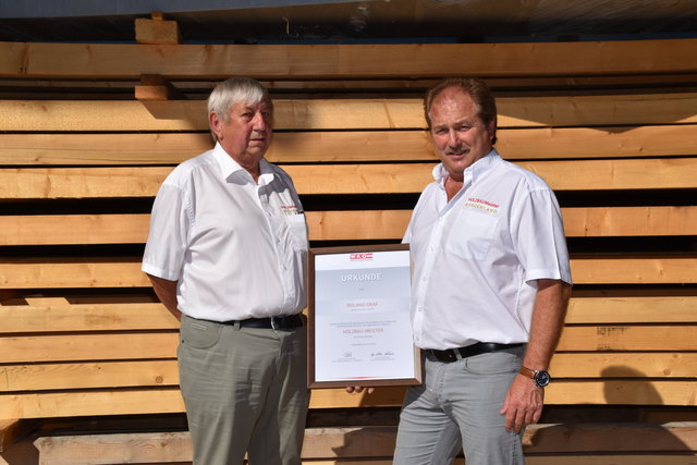 Roland Graf (rechts) übernahm das Stegersbacher Traditionsunternehmen 2016 von Rudolf Oswald.
