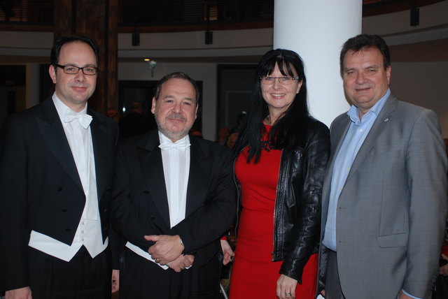 Martin Rotter, Peter Mairhofer, Gabriele und Bgm. Karl Schlögl.