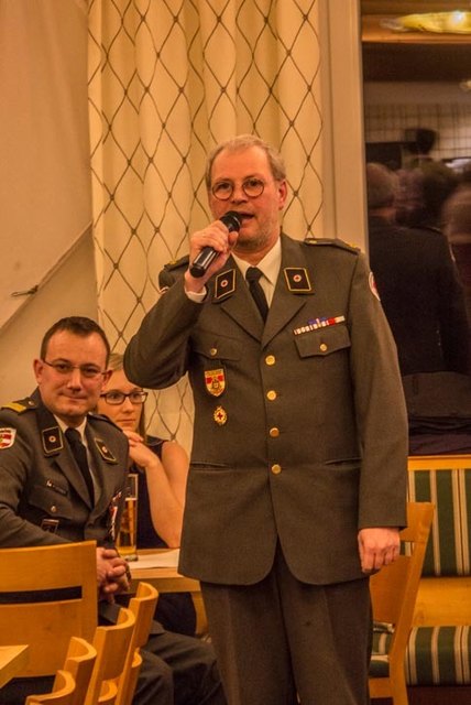 Abteilungskommandant KK (Kolonnenkommandant) Gerolf Dumfort begrüßt die Gäste | Foto: RK Golling / Stefan Pichler