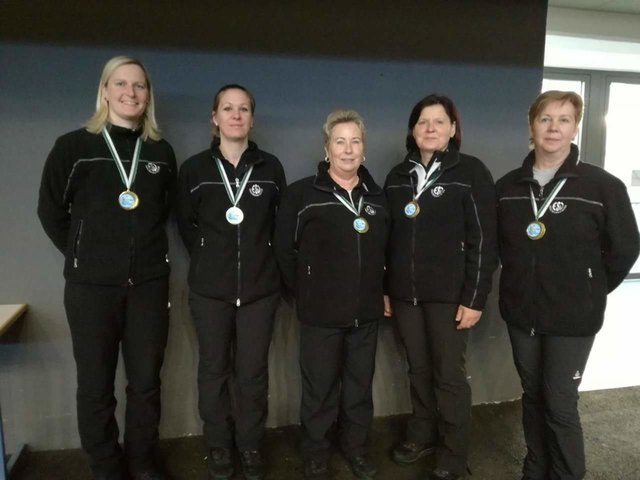 Das Damenteam des ESV-Union Hausmannstätten holte sich den Sieg in der Unterliga. V.l.n.r.; Monika Sundl, Anita Wade, Berta Baier, Gabi Posch, Gerti Stranz. | Foto: KK