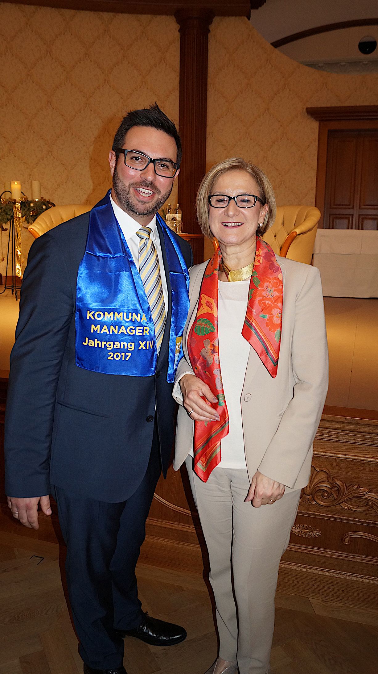 Florian Steinwendtner mit Landeshauptfrau Johanna Mikl-Leitner.