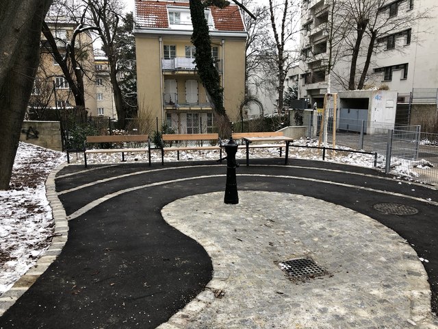 Verbessert die Lebensqualität: Auch mehrere Sitzmöglichkeiten und einen Trinkbrunnen gibt es im neuen Hocke-Park.