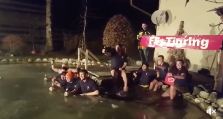 Die Tigringer im Eiswasser