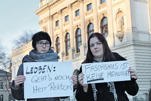 Nina Wöhry (li.), Sprecherin Junge Grüne Steiermark, Julia Bergmann (Co-Sprecherin Junge Grüne Steiermark. | Foto: Junge Grüne